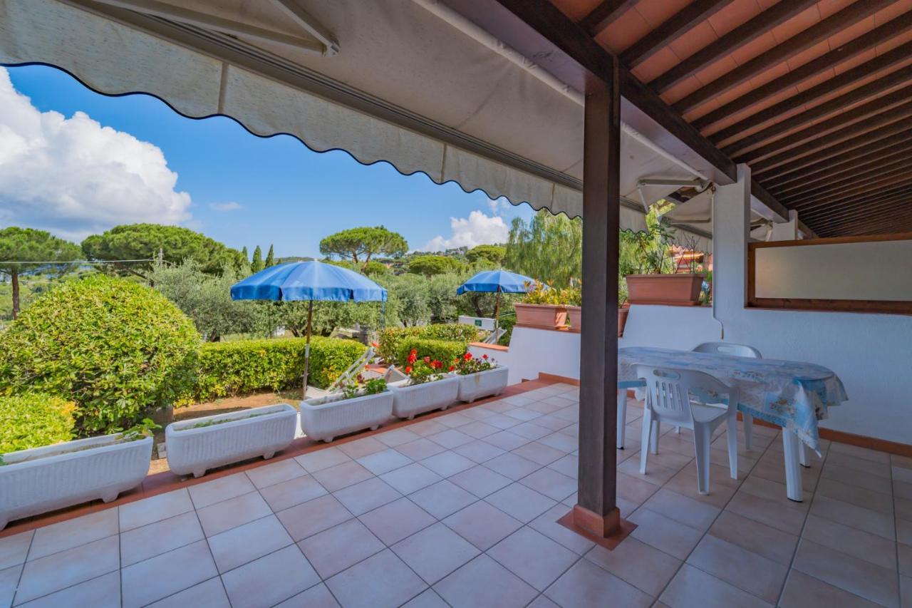 Residence Baia Delle Grazie Casa Morcone Exterior photo